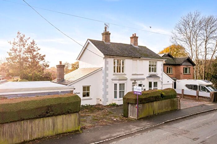 3 Bedroom Semi-Detached House For Sale In Green Road, Wivelsfield Green, RH17