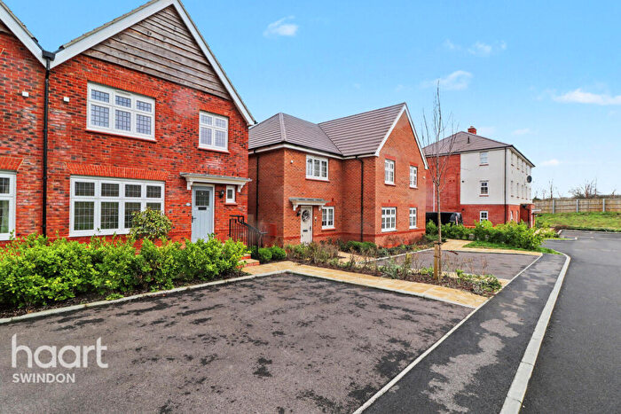 3 Bedroom Semi-Detached House To Rent In Neston Close, Swindon, SN3