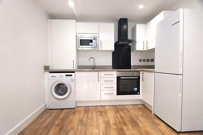 1 Bedroom Apartment To Rent In - Rock Street, Wellingborough, NN8