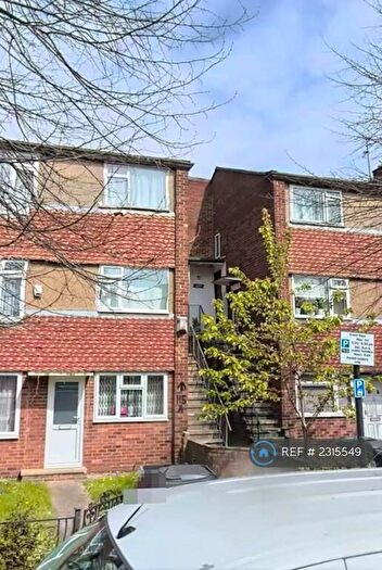 2 Bedroom Flat To Rent In Northumberland Park, London, N17