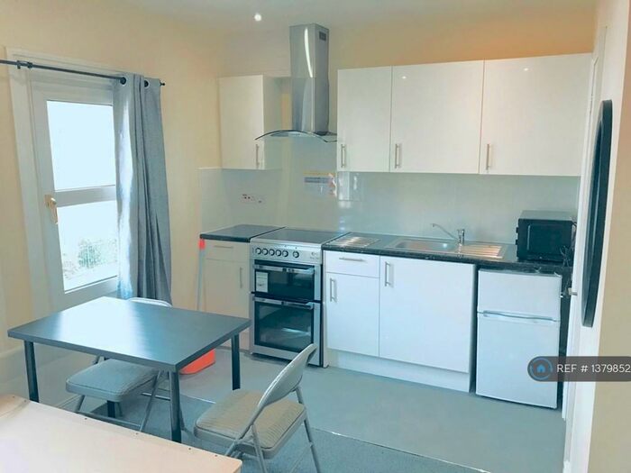 Studio To Rent In Southampton Street, Reading, RG1