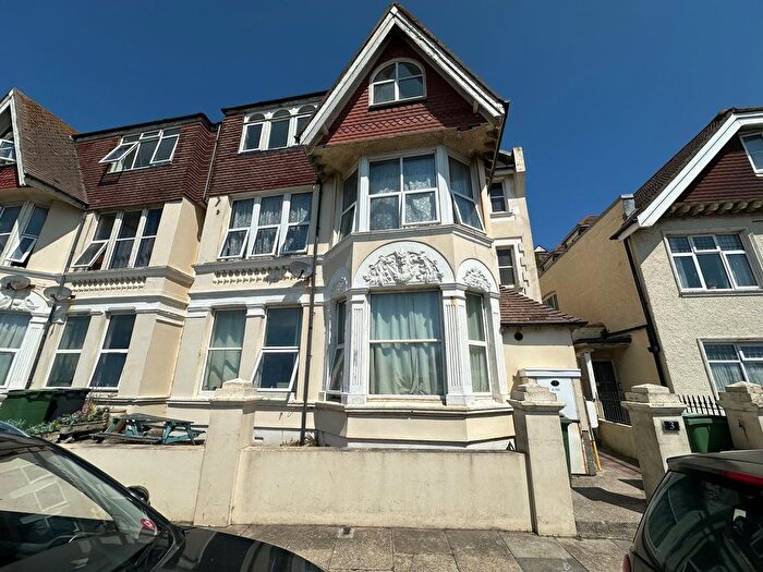 3 Bedroom Flat To Rent In Grosvenor Crescent, St Leonards On Sea, TN38