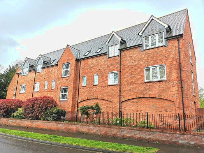 2 Bedroom Flat To Rent In Fowke Street, Rothley, Leicestershire, LE7