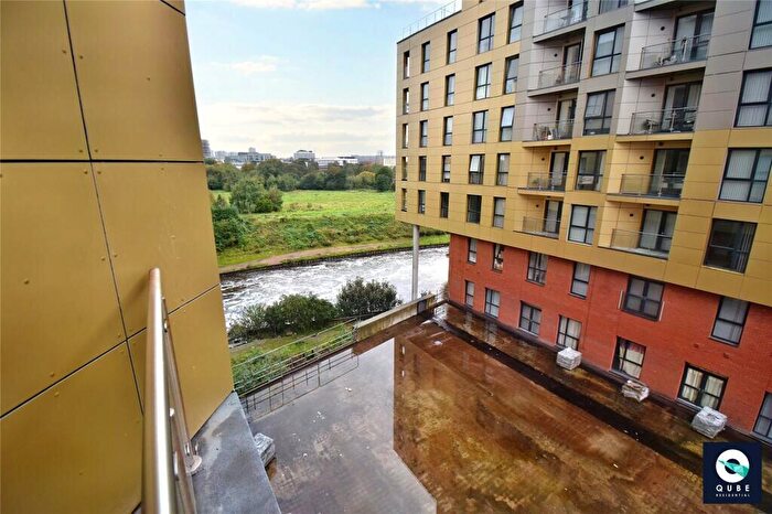 2 Bedroom Apartment For Sale In Adelphi Street, Salford, Greater Manchester, M3