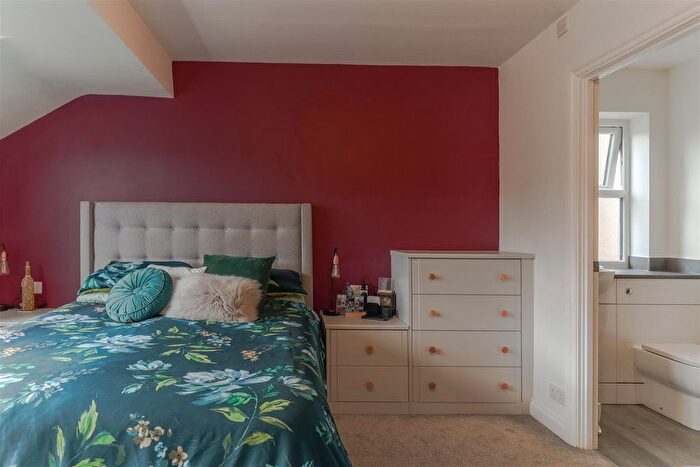 4 Bedroom Detached House For Sale In Coopers Walk, Bubbenhall, CV8