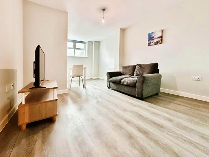1 Bedroom Apartment To Rent In East Point, Leeds, LS9