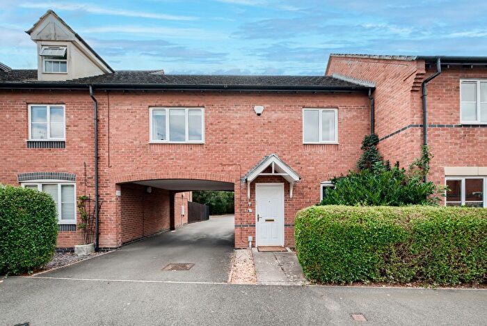 1 Bedroom Flat For Sale In Coopers Close, Stratford-Upon-Avon, CV37