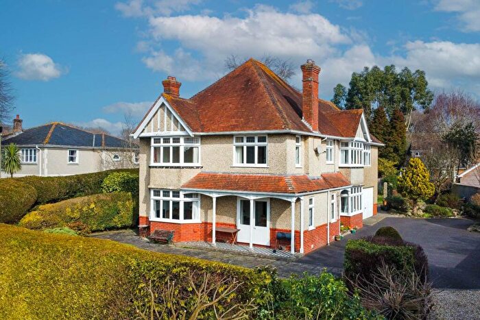 5 Bedroom Detached House For Sale In Milldown Road, Blandford Forum, DT11