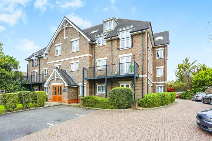 2 Bedroom Flat For Sale In Mulgrave Road, Sutton, SM2