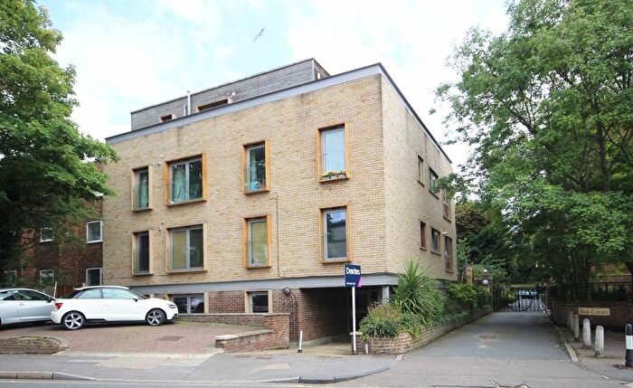 1 Bedroom Flat To Rent In Kingston Hill, Kingston Upon Thames, KT2