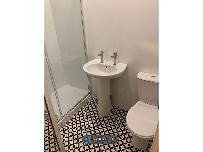 1 Bedroom Flat To Rent In Westbourne Grove, Scarborough, YO11