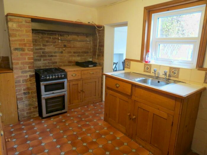 5 Bedroom House To Rent In Bedroom Detached House In Ensbury Park, BH10