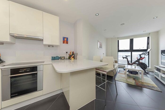 1 Bedroom Flat For Sale In Magdalen Road, Earlsfield, SW18