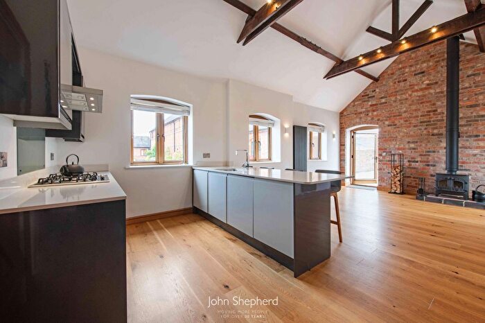 3 Bedroom Barn Conversion For Sale In Tanworth Lane, Henley-In-Arden, Warwickshire, B95
