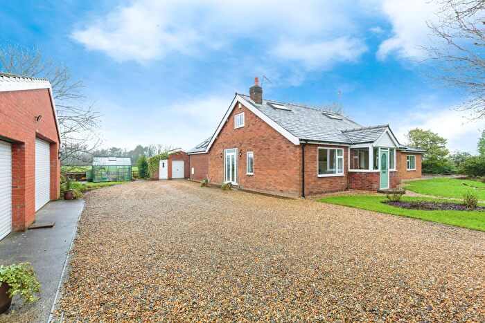 3 Bedroom Bungalow For Sale In Station Road, Preston, Lancashire, PR4