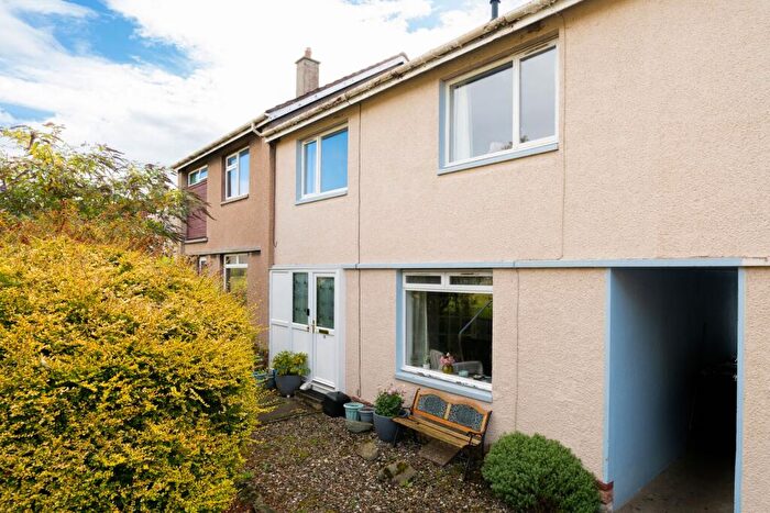 3 Bedroom Terraced House For Sale In Sunnyside, Strathkinness, KY16