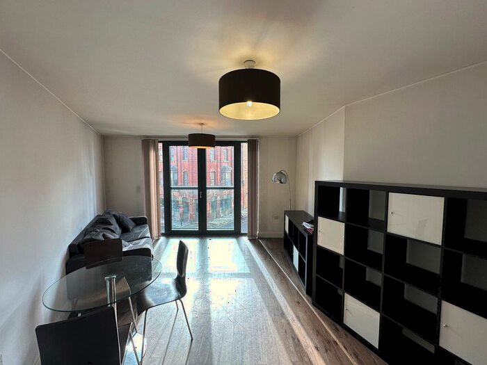 2 Bedroom Flat To Rent In Southside, Essex Street, Birmingham, B5
