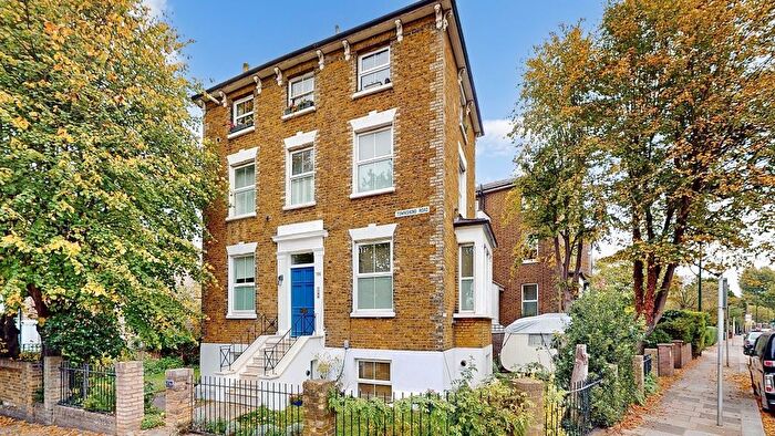 Studio To Rent In Sheen Road, TW9