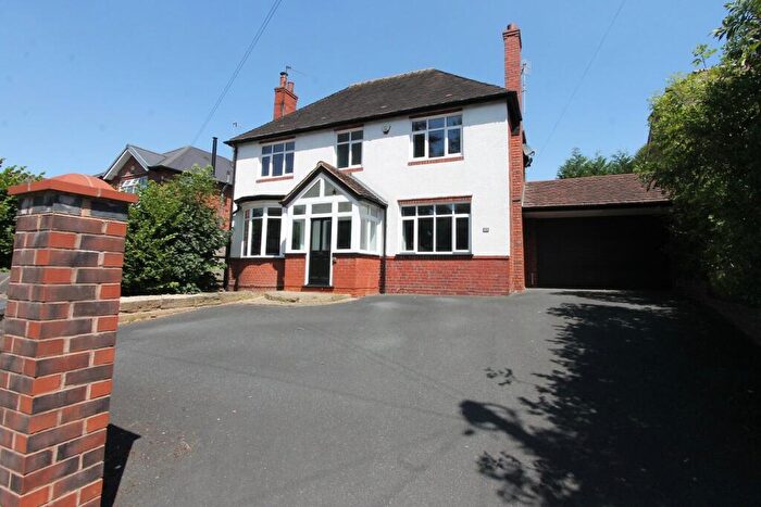 3 Bedroom Detached House For Sale In Chawn Hill, Pedmore, Stourbridge, DY9