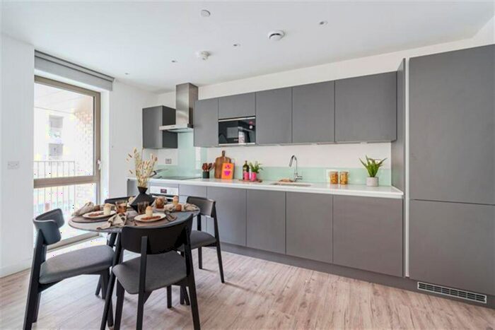 2 Bedroom Apartment To Rent In Bed, Th Floor Tyne At Refinery House In Anchors Point, E16