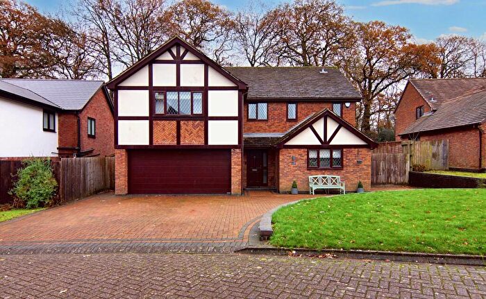 5 Bedroom Detached House For Sale In Poppyfield Court, Coventry, CV4
