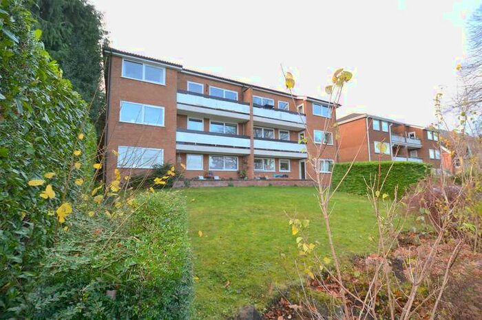 3 Bedroom Apartment To Rent In Priory Road, Malvern, WR14