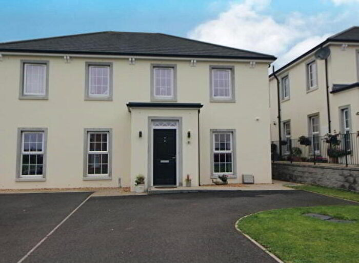 3 Bedroom Semi-Detached House For Sale In Bashford Park Avenue, Carrickfergus, BT38