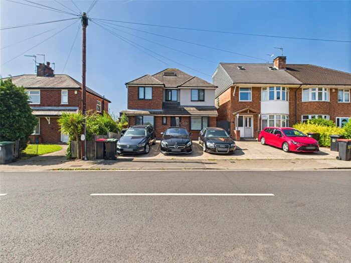 4 Bedroom Detached House For Sale In Hall Drive, Beeston, Nottingham, Nottinghamshire, NG9