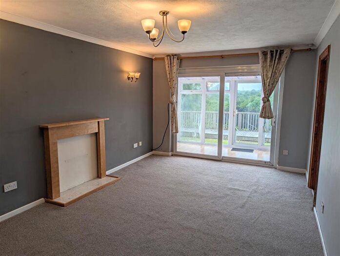 3 Bedroom Property To Rent In Neyland Heights, Neyland, Milford Haven, SA73