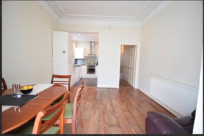 4 Bedroom Terraced House To Rent In Pretoria Road, London, SW16