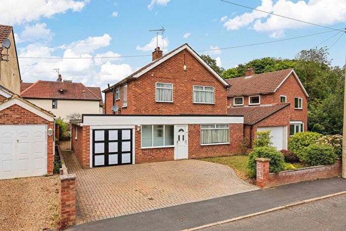 3 Bedroom Detached House For Sale In Harding Way, Histon, CB24