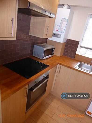 Studio To Rent In Victoria House, Woking, GU21