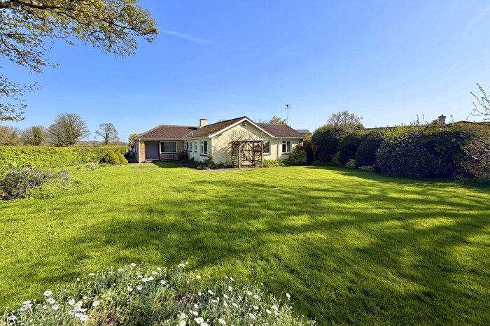 4 Bedroom Bungalow For Sale In Uplands Close, Limpley Stoke, Bath, BA2
