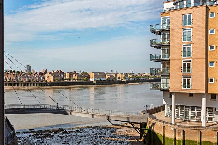 2 Bedroom Apartment To Rent In Three Colt Street, E14
