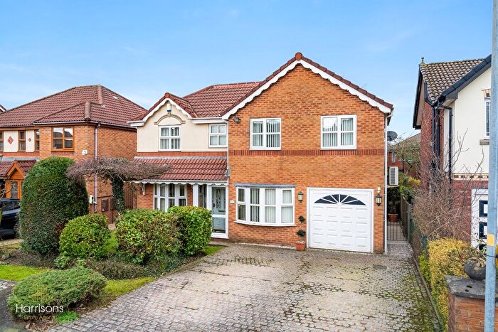 4 Bedroom Detached House For Sale In Sonning Drive, Bolton, BL3