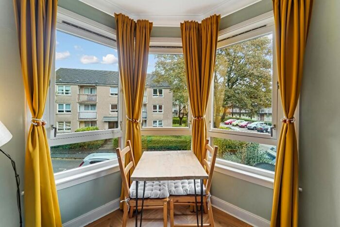 2 Bedroom Flat For Sale In Girvan Street, Riddrie, G33