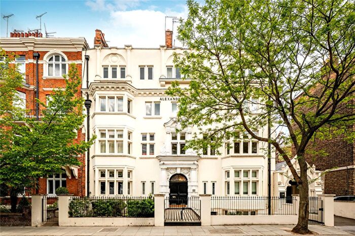 2 Bedroom Flat For Sale In St Mary's Terrace, London, W2