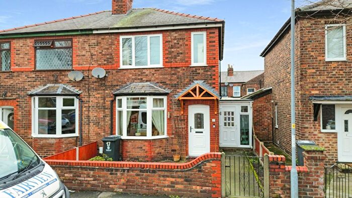 2 Bedroom Semi-Detached House For Sale In Fife Road, Warrington, WA1