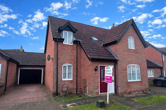 4 Bedroom Detached House For Sale In Breeze Avenue, Aylsham, Norwich, NR11