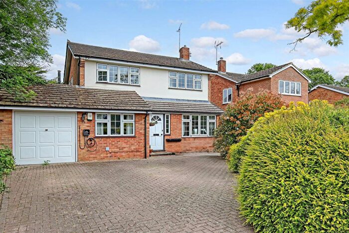 4 Bedroom Detached House For Sale In Drury Lane, Hunsdon, SG12