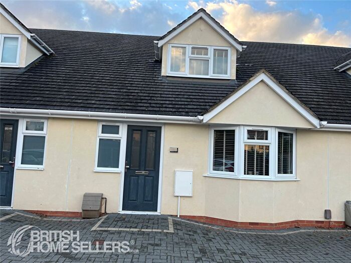 2 Bedroom Terraced House For Sale In Fairview Road, Stevenage, Hertfordshire, SG1