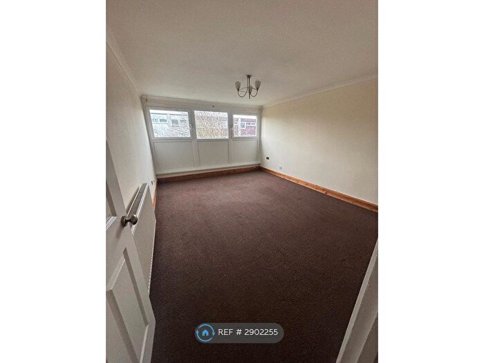 3 Bedroom Terraced House To Rent In Mactaggart Road, Glasgow, G67