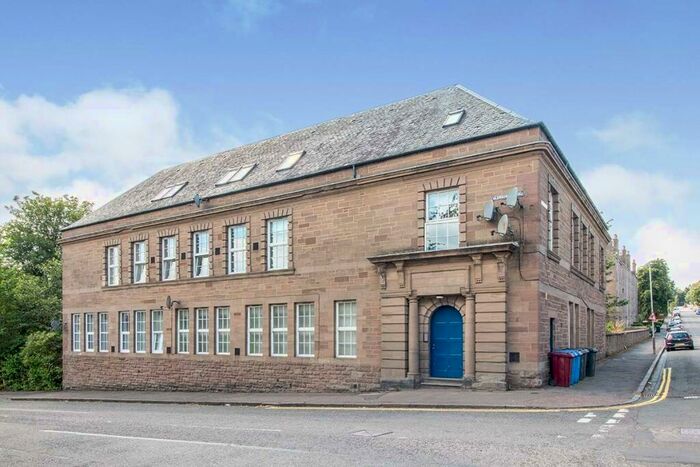 3 Bedroom Flat To Rent In Glenagnes Road, Dundee, DD2