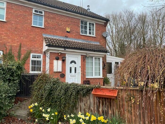 1 Bedroom Terraced House To Rent In Kelling Close, Luton, LU2