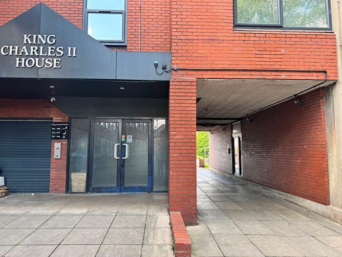 1 Bedroom Flat To Rent In Headlands Road, Pontefract, WF8