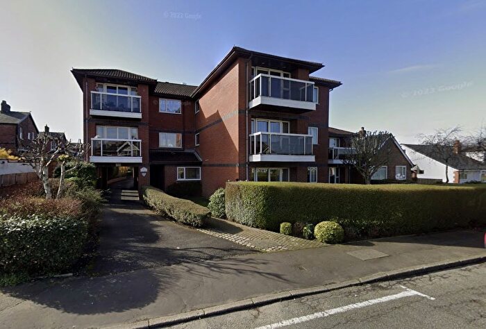 2 Bedroom Flat For Sale In Boys Court, Fulwood, PR2