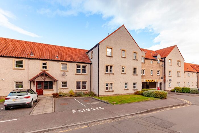 2 Bedroom Flat For Sale In / Shore Road, South Queensferry, EH30