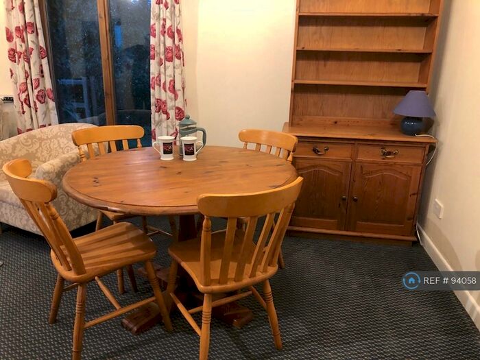 1 Bedroom Flat To Rent In Southcote Farm Lane, Reading, RG30