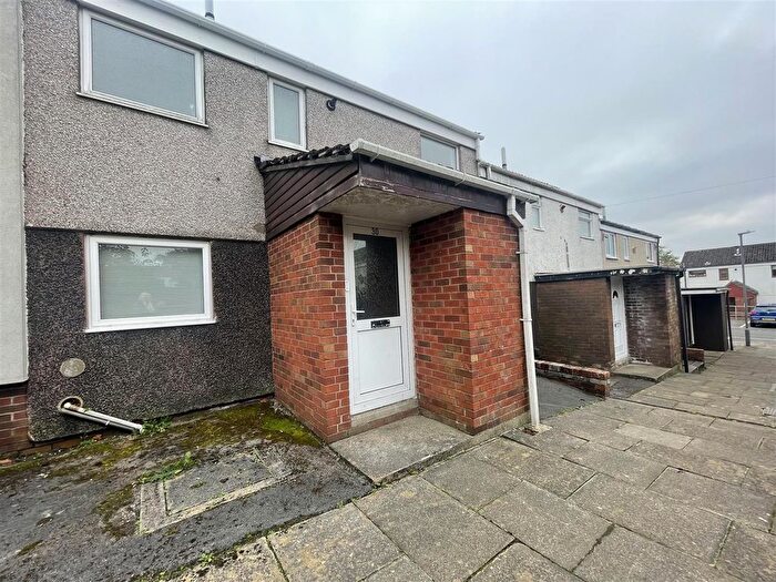 3 Bedroom Terraced House For Sale In Aylesbury Walk, Burnley, BB10