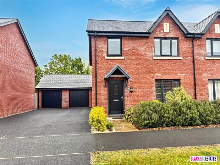 4 Bedroom Semi-Detached House For Sale In Artillery Avenue, Topsham, EX3